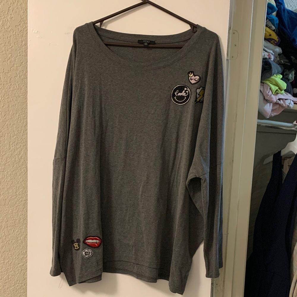 very j gray sweatshirt with patches size 3xl